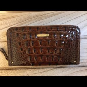 Brahmin wallet